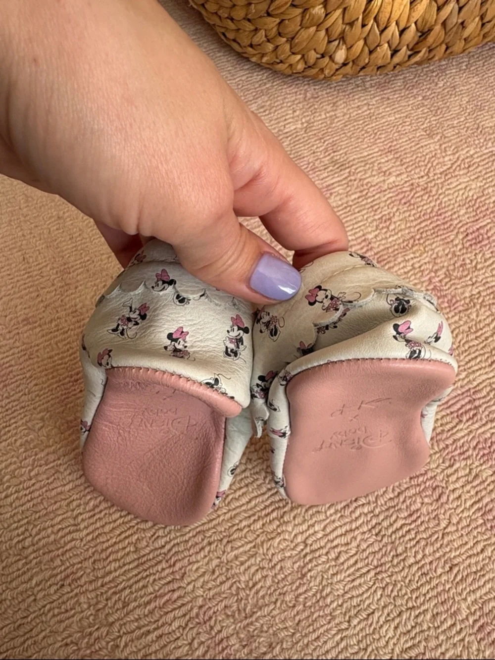 Freshly Picked White Leather Minnie Mouse Print Moccasins with Pink Accents